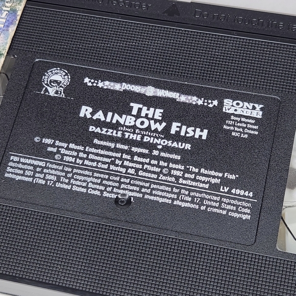 The Rainbow Fish Also Features Dazzle The Dinosaur VHS 1997 Marcus Pfister - Picture 2 of 3